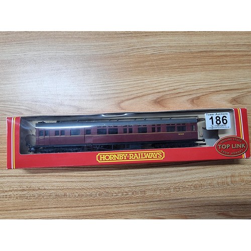 186 - A Hornby R4100B BR Maroon autocoach W196W in excellent as new condition.