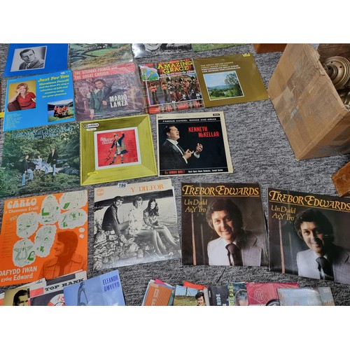 196 - A large collection of LP vinyl records and 45rpm single records, all mostly relating to local and we... 