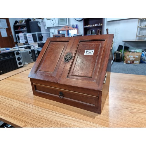 250 - A good vintage solid wood table top desk tidy, in excellent condition with 2 doors revealing a fitte... 
