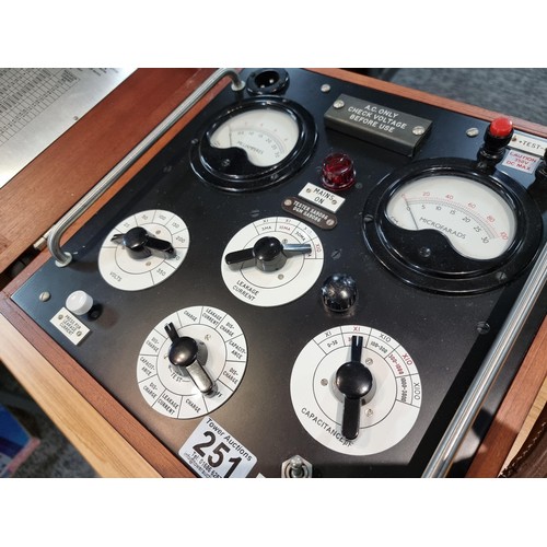 251 - A large wooden cased capacitor tester SA9086, most likely used by Post Office telephones for testing... 
