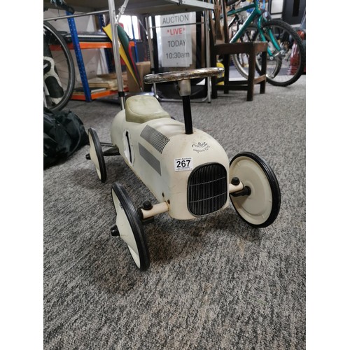 267 - A Vilac Depius 1901, good quality vintage retro racing ride on child's French car, in overall good c... 