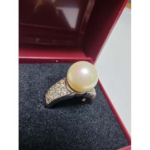 Lot 323       