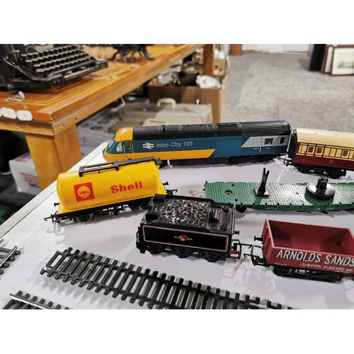 281 - Box containing a quantity of trains and accessories, inc Hornby intercity 125 x2 , intercity carriag... 