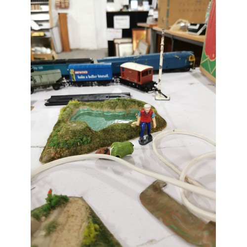 281 - Box containing a quantity of trains and accessories, inc Hornby intercity 125 x2 , intercity carriag... 