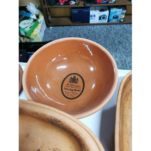 285 - A box containing a large quantity of terracotta items inc bowls by  Pistoia Toscana, tureens, salad ... 