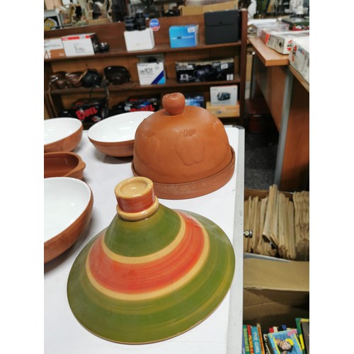 285 - A box containing a large quantity of terracotta items inc bowls by  Pistoia Toscana, tureens, salad ... 