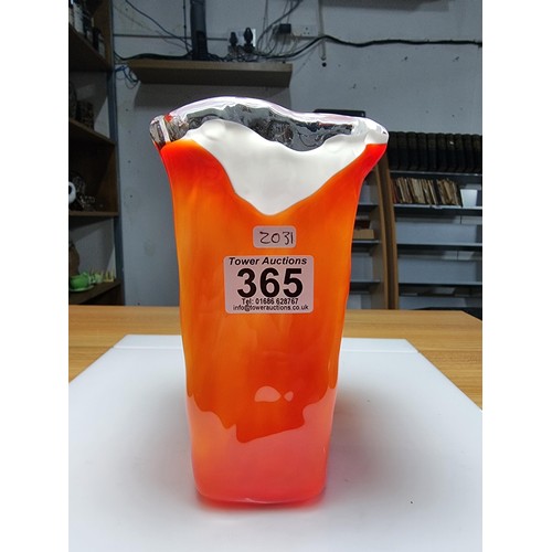 Lot 365       