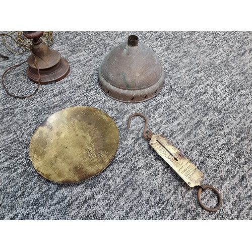 265 - A box of collectables to include a good vintage washboard, heavy copper lamp, brassware, etc.