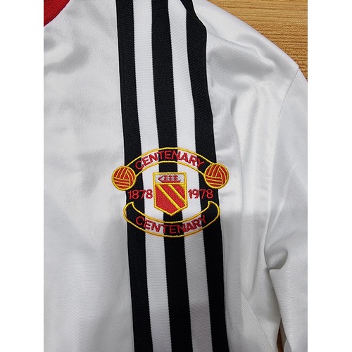 242 - A Manchester Reds (Man Utd) 1978/79 track top by TOFFS (The old fashioned football shirt co) Size L,... 