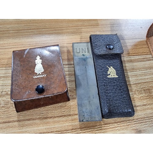 289 - Several Leather items to inc. an antique collar box, 3 x leather handbags, a leather wallet/purse, a... 