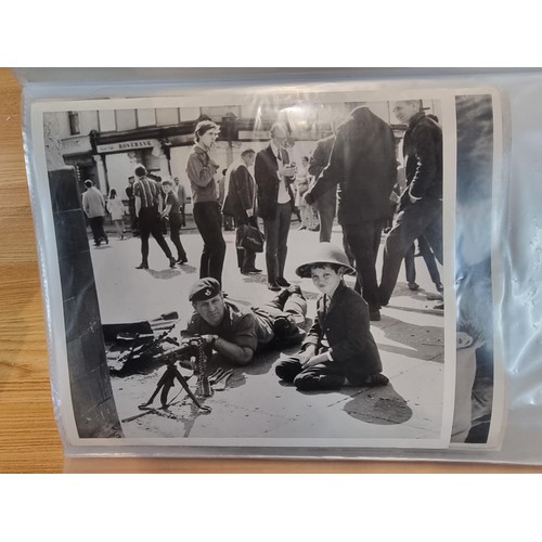 317 - A very rare collection of 29x photographs of Northern Ireland of the original one off archive 