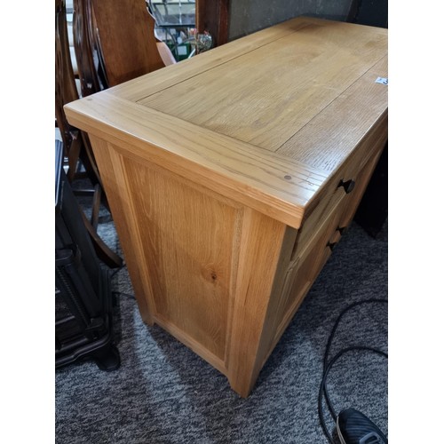 508 - Good quality modern solid oak sideboard with 2 drawers over 2 doors in excellent clean condition hei... 