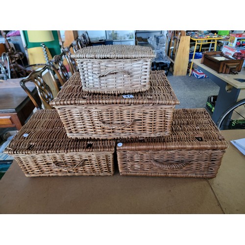 47 - 4x wicker picnic hampers in good order 19cm high 43cm wide 30.5cm deep