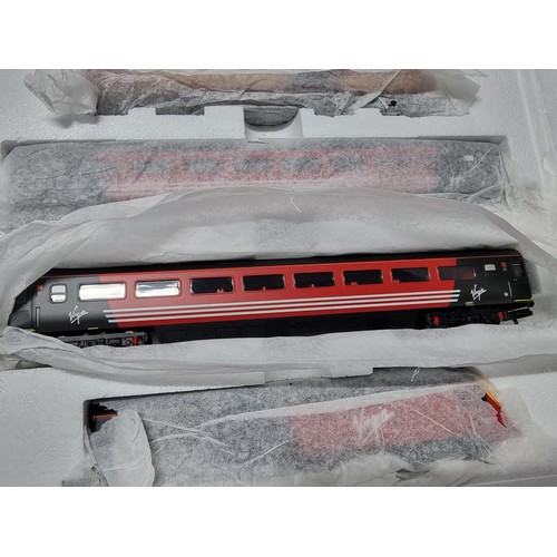 281 - A brand new in box very rare Hornby R1080 porterbrook Hornby liveried Virgin train set. Special Horn... 