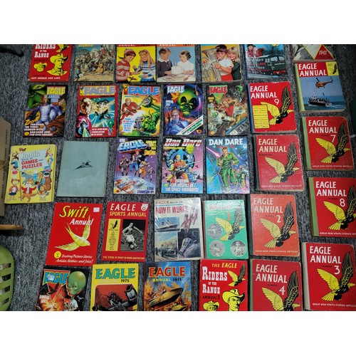 12 - A large comprehensive collection of approx 80x Eagle and Eagle related books/Annuals. Virtually all ... 