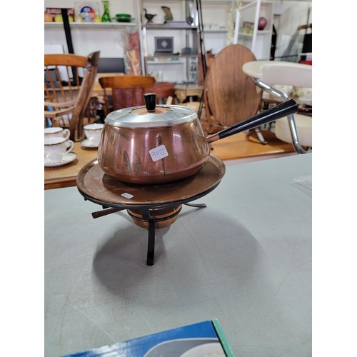 19 - A selection of kitchenalia items including an orange press, 2x Moka pots, copper fondue pan with bur... 