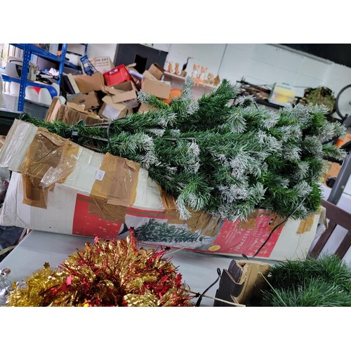 37 - Quantity of Christmas decorations inc a 5ft Christmas tree, box of 300 Christmas lights, tinsel, Rei... 