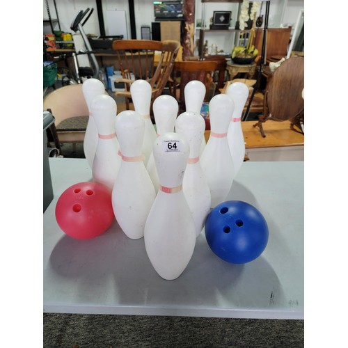 64 - Large set of garden skittles complete with 2 balls, skittles measure 43cm high