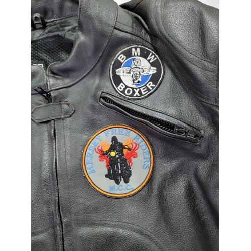 67 - Motorcycle leathers in good order in genuine leather with BMW patch, eagle design to the back size L... 