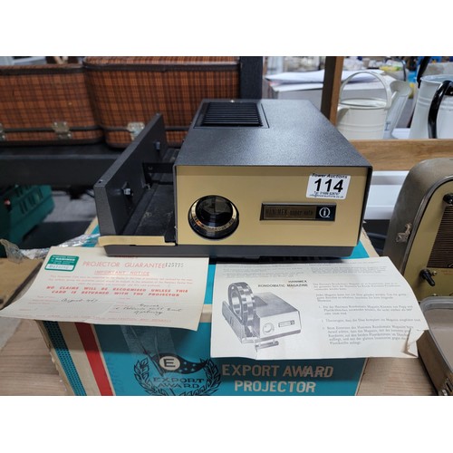 114 - Vintage Haminex colour slide projector La Ronde fits 35mm slides with accessories along with Brownie... 