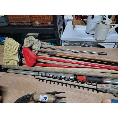 199 - Large quantity of garden tools inc lawn edgers, spades, yard brushes, forks, hoe etc