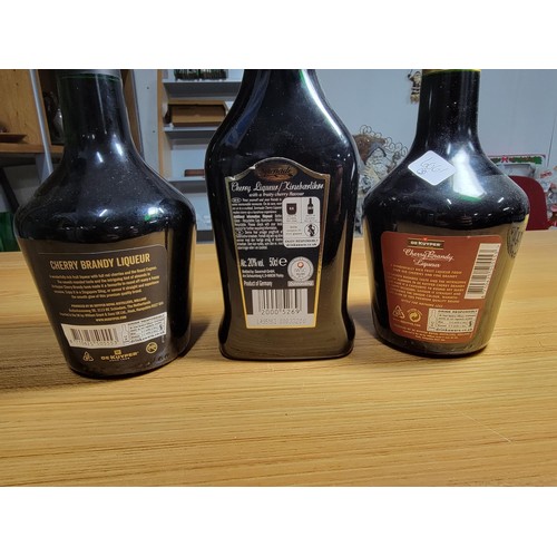 520 - 3x vintage bottles of liqueurs inc Serenade cherry liqueur 50cl, De Kuyper 2x Cherry Brandy Liqure 5... 