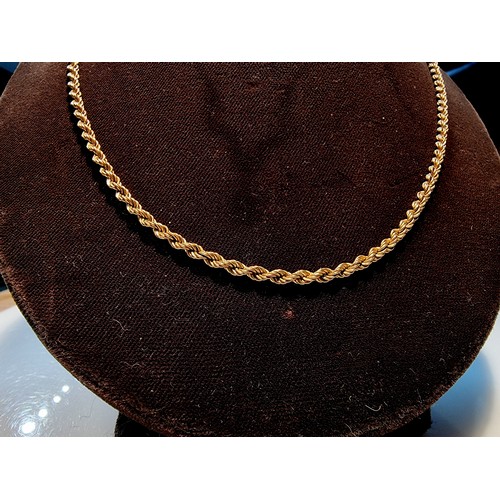 496A - Hallmarked 9ct yellow gold rope twist neck chain in excellent clean condition displays well would ma... 