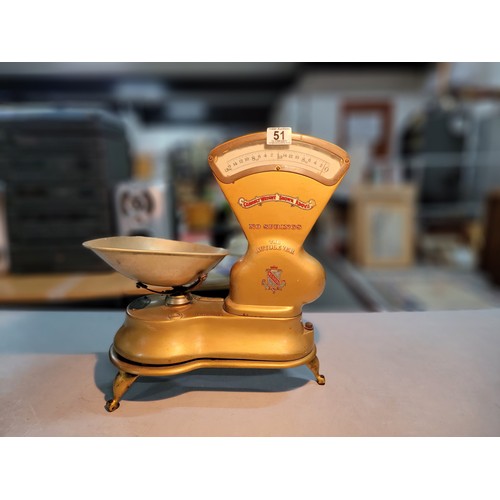 51 - Set of vintage sweet shop The Autolever Avery scales no springs standing on three legs comes with or... 