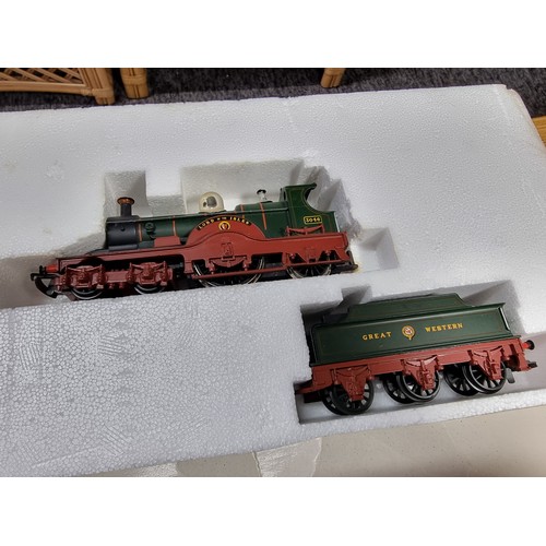 42 - A limited edition boxed Hornby R795 Lord of the Isles locomotive and tender train pack, 3GWR CLEREST... 