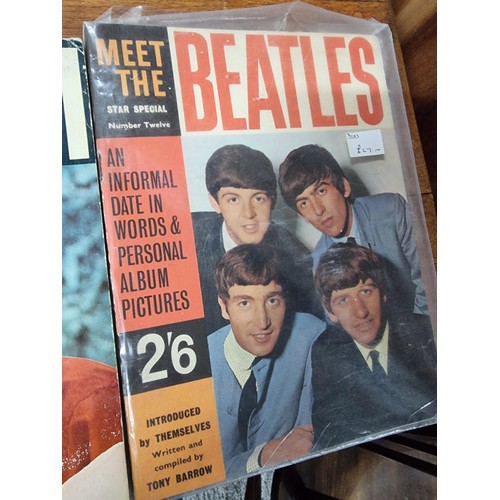 346 - 4x rare vintage pop music related books to include Meet The Beetles, Adam, Elvis, Cliff to include i... 