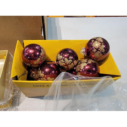 97 - Collection of Christmas decorations inc baubles, quantity of Tinsel, wooden Christmas decorations et... 