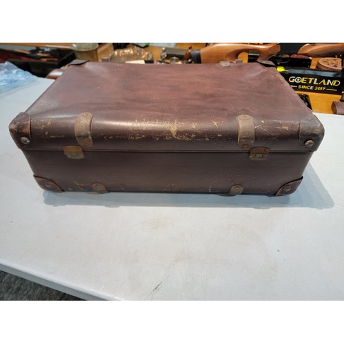 99 - Vintage leather suitcase by Lohmann Germany in good order, 19cm high, 60cm long 38cm deep