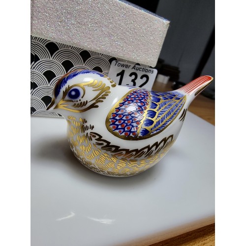 132 - A Royal Crown Derby Firecrest bird paperweight with a Silver stopper in excellent clean condition. C... 