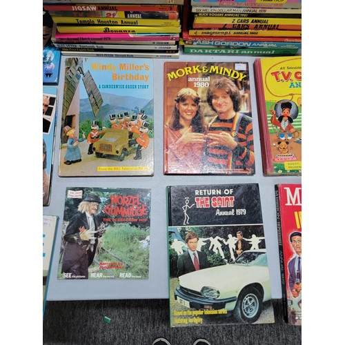 104 - Large collection 50x TV related annuals and books all from 1950's - 1990's inc Mission Impossible, S... 