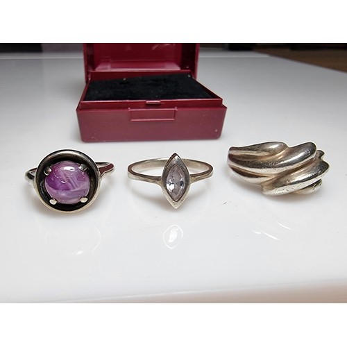 159 - A bundle of 3x 925 silver rings all in excellent clean condition and boxed. Sizes L.5, N and P.