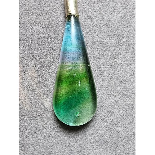 166 - A pretty art glass pendant with colours from green to red to blue set on a 925 silver 16