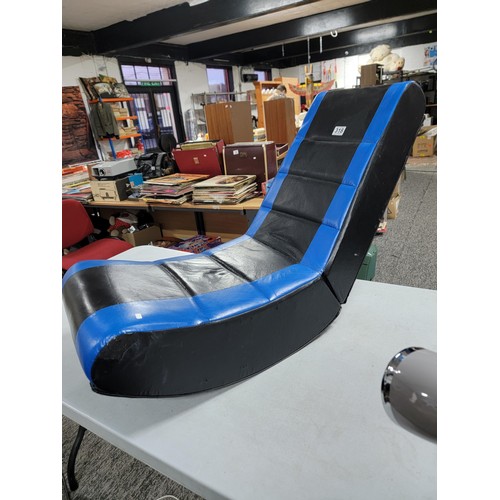 318 - Blue and Black faux leather fold up floor gaming chair stitching in need of attention but doesn't de... 