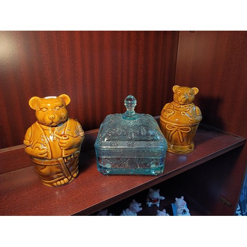 322 - 2x ceramic cookie jars in the form of mother and father bear along with a German lidded glass honey ... 