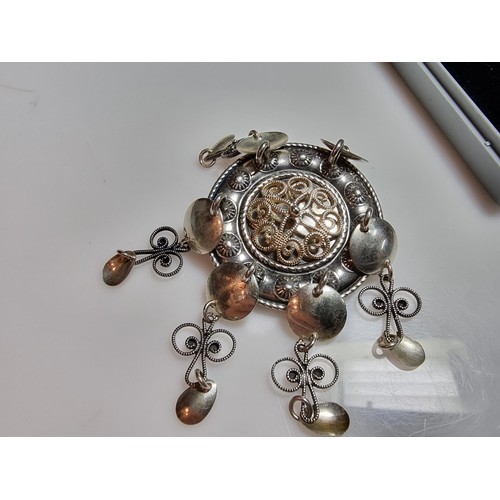 215 - An ornate vintage Norwegian 830 silver Solje pin brooch, signed by the maker, in excellent condition... 