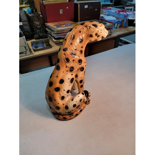 265 - 2x ceramic figures one of a Cheetah and one of a Leopard tallest piece stands at 37cm