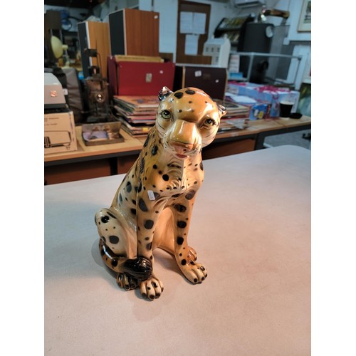 265 - 2x ceramic figures one of a Cheetah and one of a Leopard tallest piece stands at 37cm