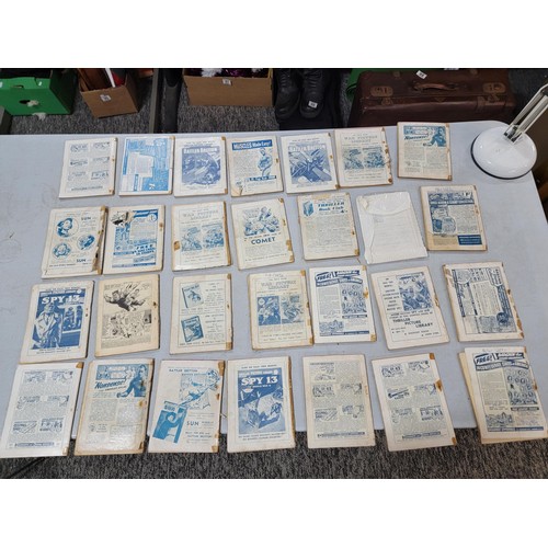 352 - Quantity of vintage 18x Battle Britton small A5 size comics  along with 6x Spy 19 comics etc all hav... 