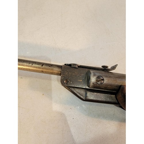 280 - Slavia brake barrel air rifle in .22 calibre in good overall condition.
18 + year old proof of age r... 