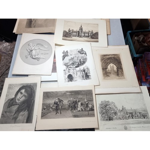 288 - Vintage folder  containing a large quantity of etchings and prints, along with original work inc Ric... 