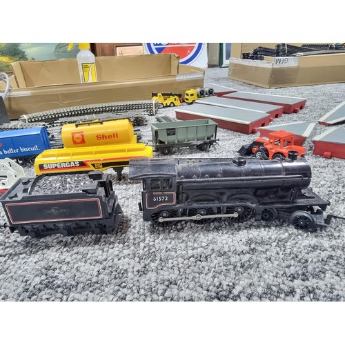 72A - A box full of good OO gauge train items, to include a Tri-ang and R150 loco and tender, a quantity o... 