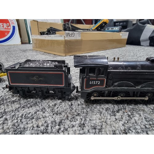 72A - A box full of good OO gauge train items, to include a Tri-ang and R150 loco and tender, a quantity o... 