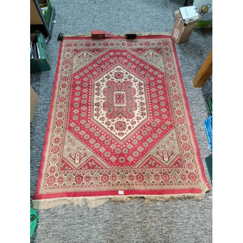 113 - Good quality vintage hand woven red and cream carpet, has always been hung on the wall. length 187cm... 