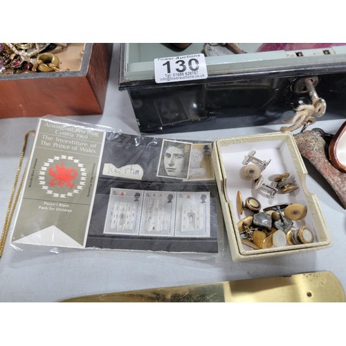 130 - 2x boxes of costume jewellery inc a cased faux pearl necklace, pendants, bracelets rings earrings et... 