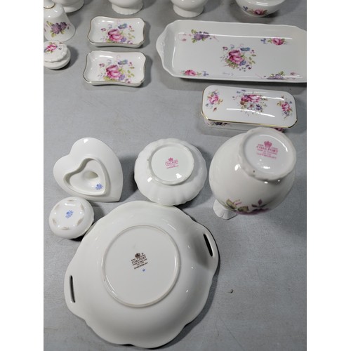 132 - 19x pieces of Coalport 'Shrewsbury' ceramics inc 4x vases, 5x lidded trinket boxes, 2x lidded pill b... 