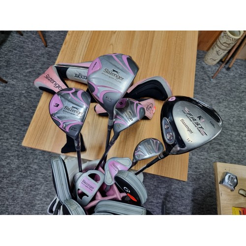 6 - A ladies right handed gold club set, all colour coded pink, to include a Lynx gold bag complete with... 